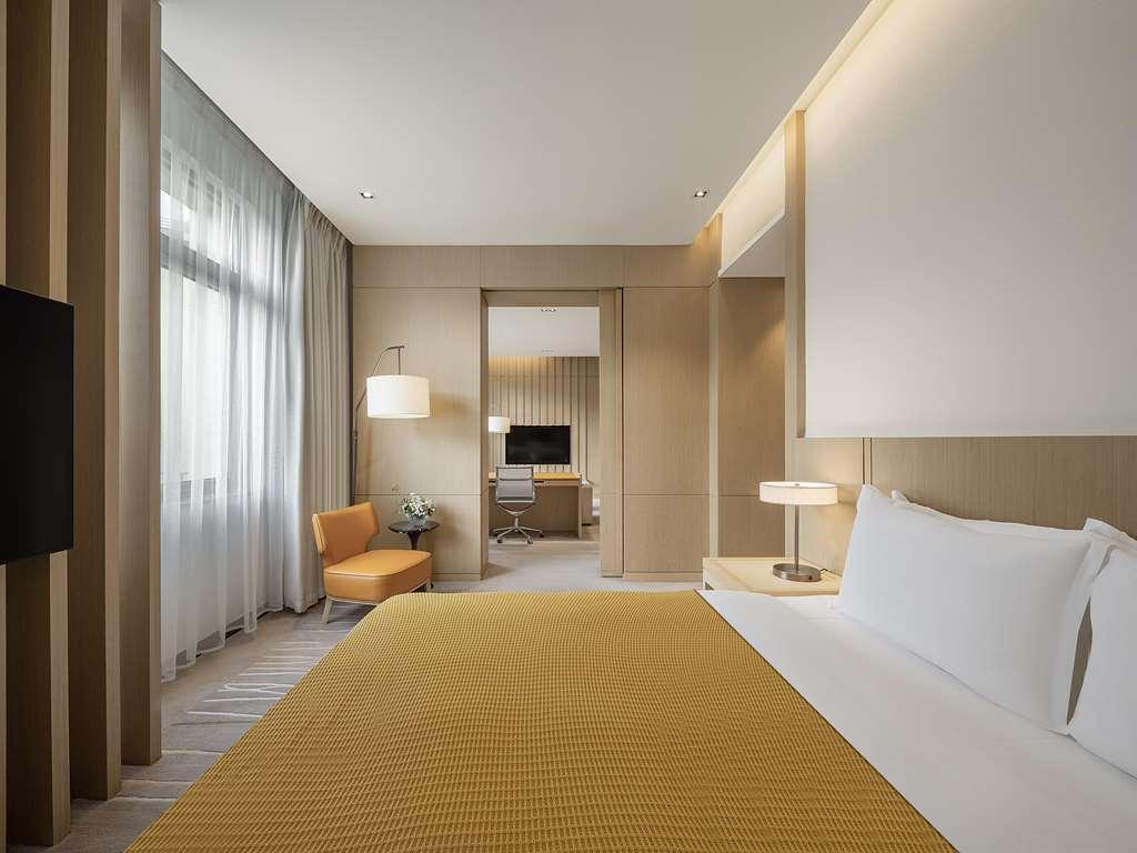 Hotel Blinq Wujiaochang *